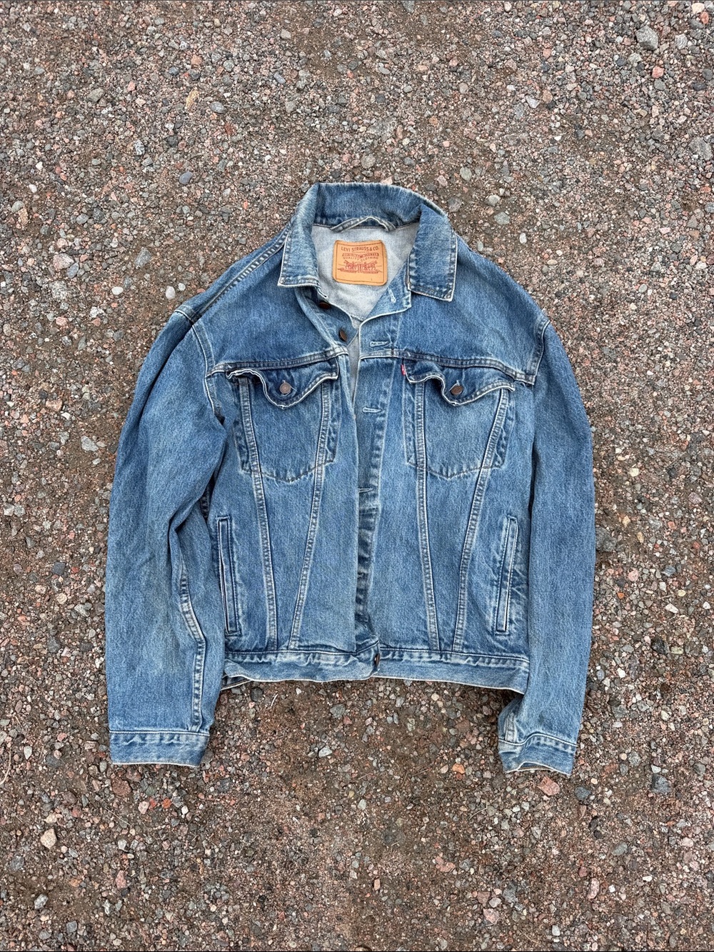 Vintage 1990s Levi's Light Blue Denim Trucker Jacket
